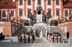 Элегантная свадьба в пражском замке Троя